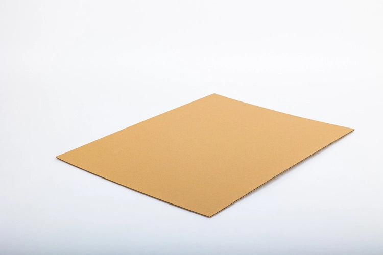 Kartonnen scheidingswand 800x600mm enkelgolf C 540g/m2 bruin