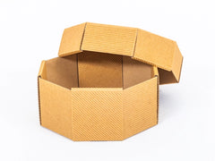 Bruin doos zeshoekige geribbeld met deksel 150x150x70mm 4-laags FE 450 g/m² 10 stuks