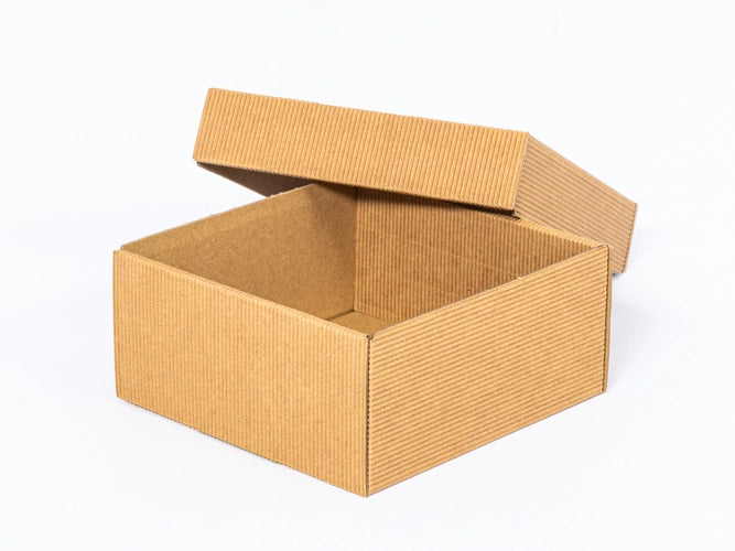 Bruin decoratief Kartonnen dozen, golfkartonnen doos met deksel 150x150x70mm binnenmaat 4W 450g/m2 bruin