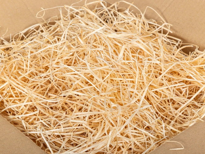 Decoratieve natuurlijke houtwol - ecologische vulling, hooi, voile 1 kg per stuk 1 stuk