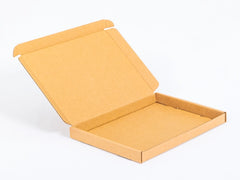 Kartonnen dozen 200x150x20mm binnenmaat enkelgolf E 390g/m2 bruin Poolse Postbrief S