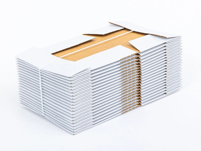 Kartonnen dozen 200x150x60mm enkelgolf E 370g/m2 Wit