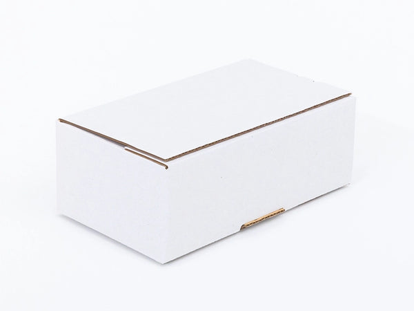 Kartonnen dozen met plakstrip en afscheurstrook 200x120x80mm enkelgolf B 360g/m2 Wit