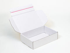 Kartonnen dozen met plakstrip en afscheurstrook 200x120x80mm enkelgolf B 440g/m2 Wit-Wit